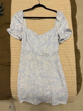 Park & Fifth Light Blue Floral Puff-Sleeve Mini Dress